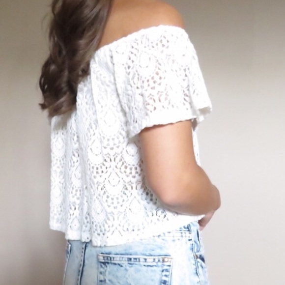 White lace off the shoulder top - Picture 3 of 3
